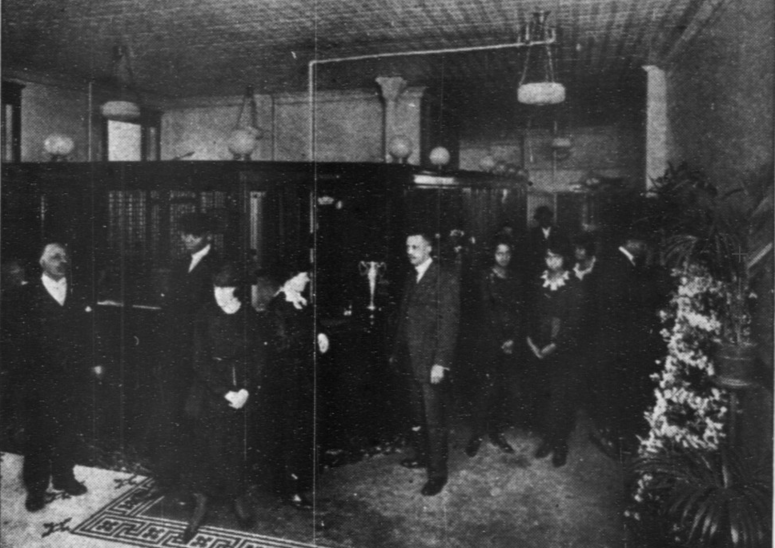 Inside Binga State Bank, Jan 3, 1921 (Illinois Digital Newspaper Collections)