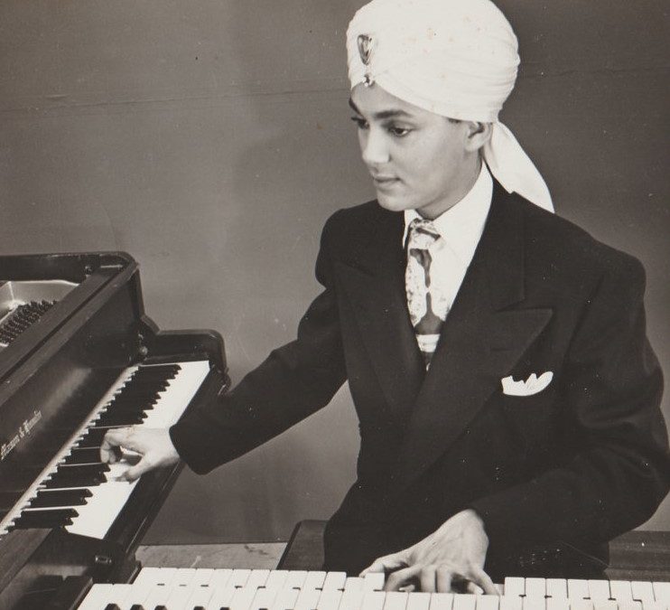 Korla Pandit (1921-1998) (aka Redd, John Roland, aka Rolando, Juan)