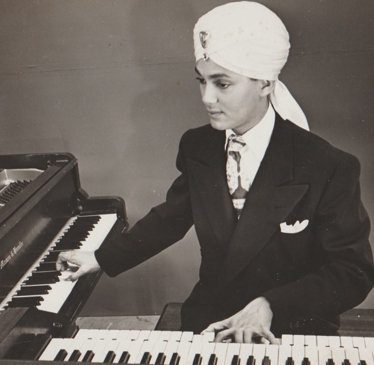 Korla Pandit by organ