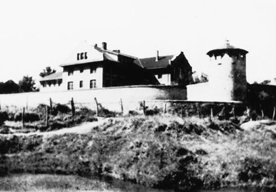 Jazz in Occupied China: Black Jazzmen at the Japanese Prison Camp in Weihsien, China during World War II