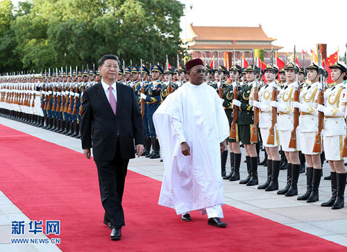 Mahamadou Issoufou in Beijing with Xi Jinping, May 28, 2019 (Consulate -General of the People's Republic of China in Chicago)